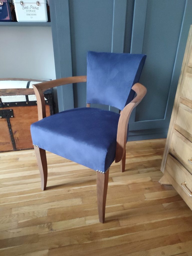 Fauteuil bridge bleu nuit